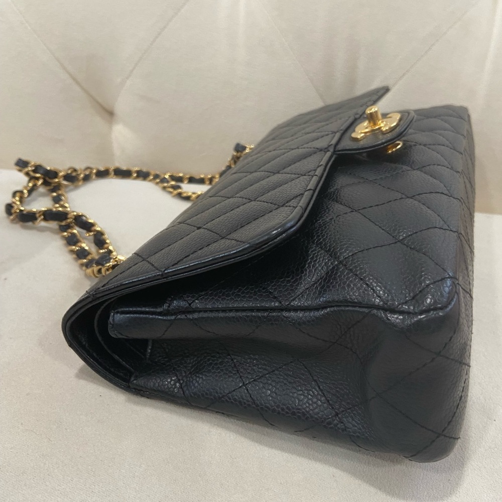 🔥🔥Chanel Classic Medium Cavair W/ Gold Hardware - Picture 9 of 16